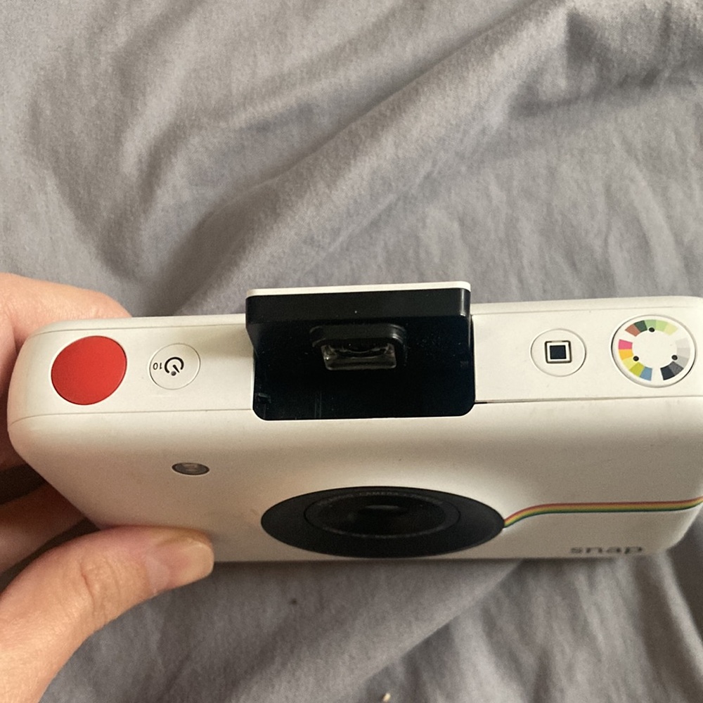 Must Go Polaroid Snap Camera & Zink Paper Set. Re… - image 8